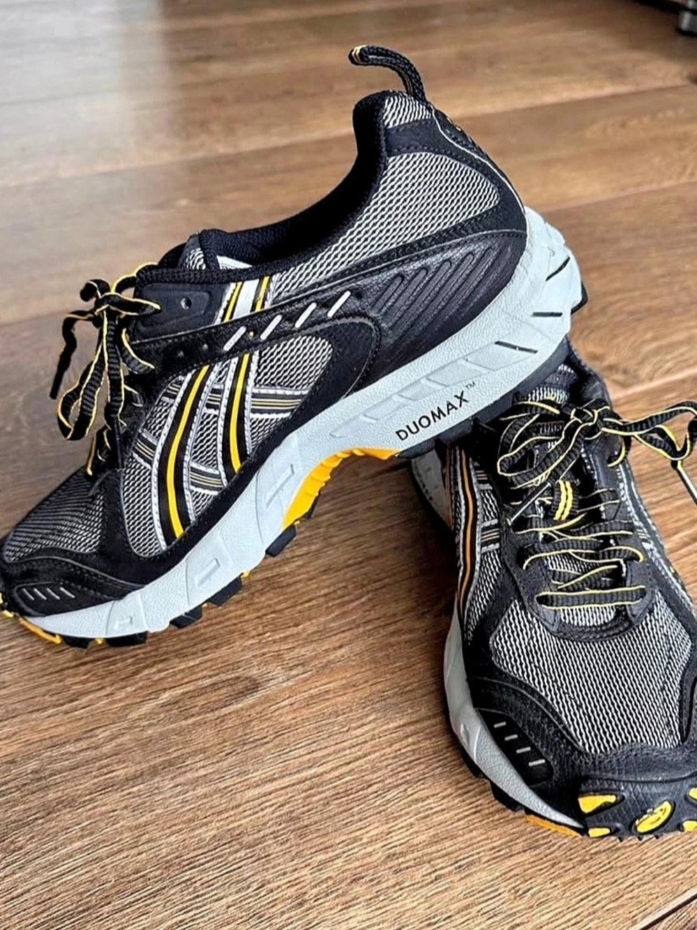 ASICS GEL-Venture 3 all season trail running shoes - US 6